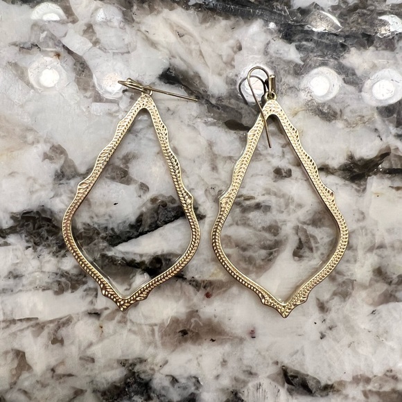 Kendra Scott Drop Earrings - Picture 1 of 3